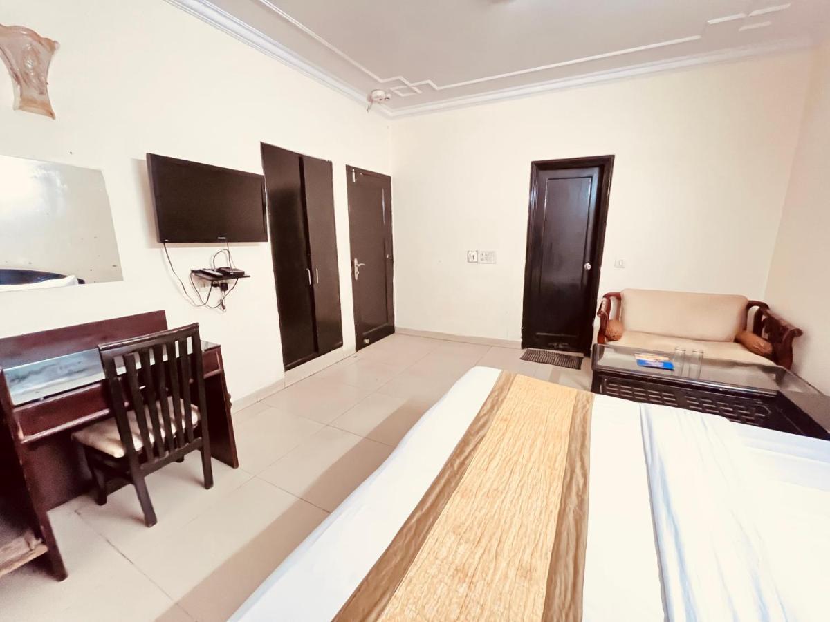 Ashoka Hotel Karol Bagh Delhi Νέο Δελχί Εξωτερικό φωτογραφία