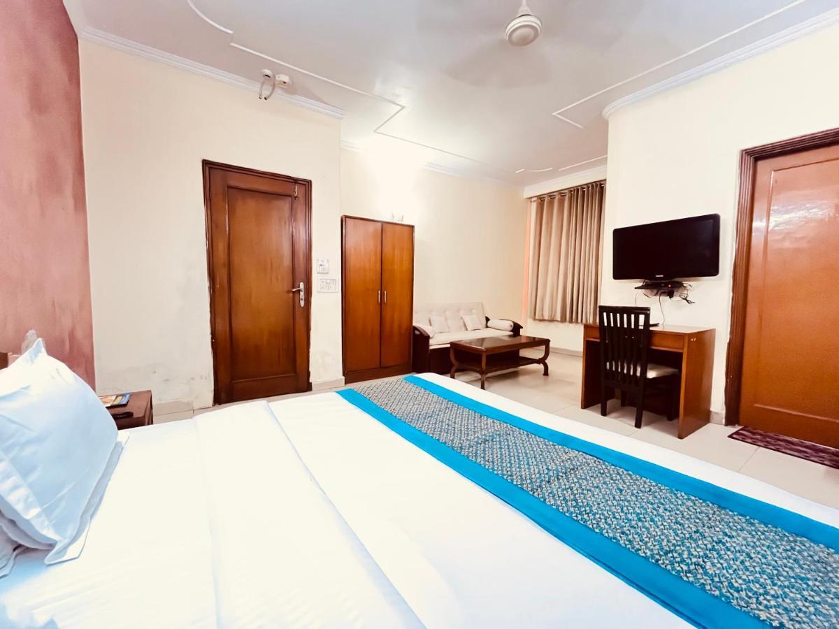 Ashoka Hotel Karol Bagh Delhi Νέο Δελχί Εξωτερικό φωτογραφία