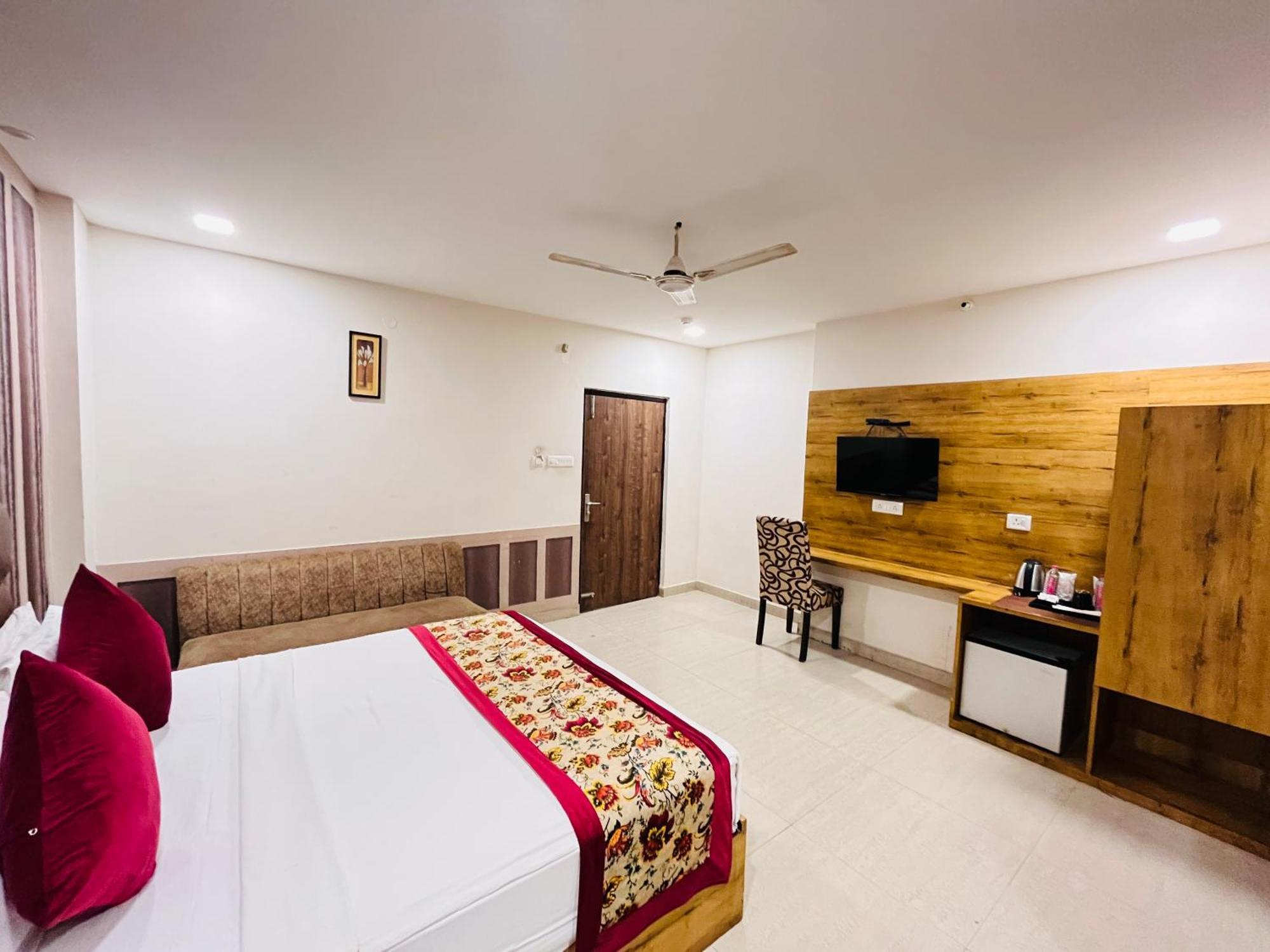 Ashoka Hotel Karol Bagh Delhi Νέο Δελχί Εξωτερικό φωτογραφία