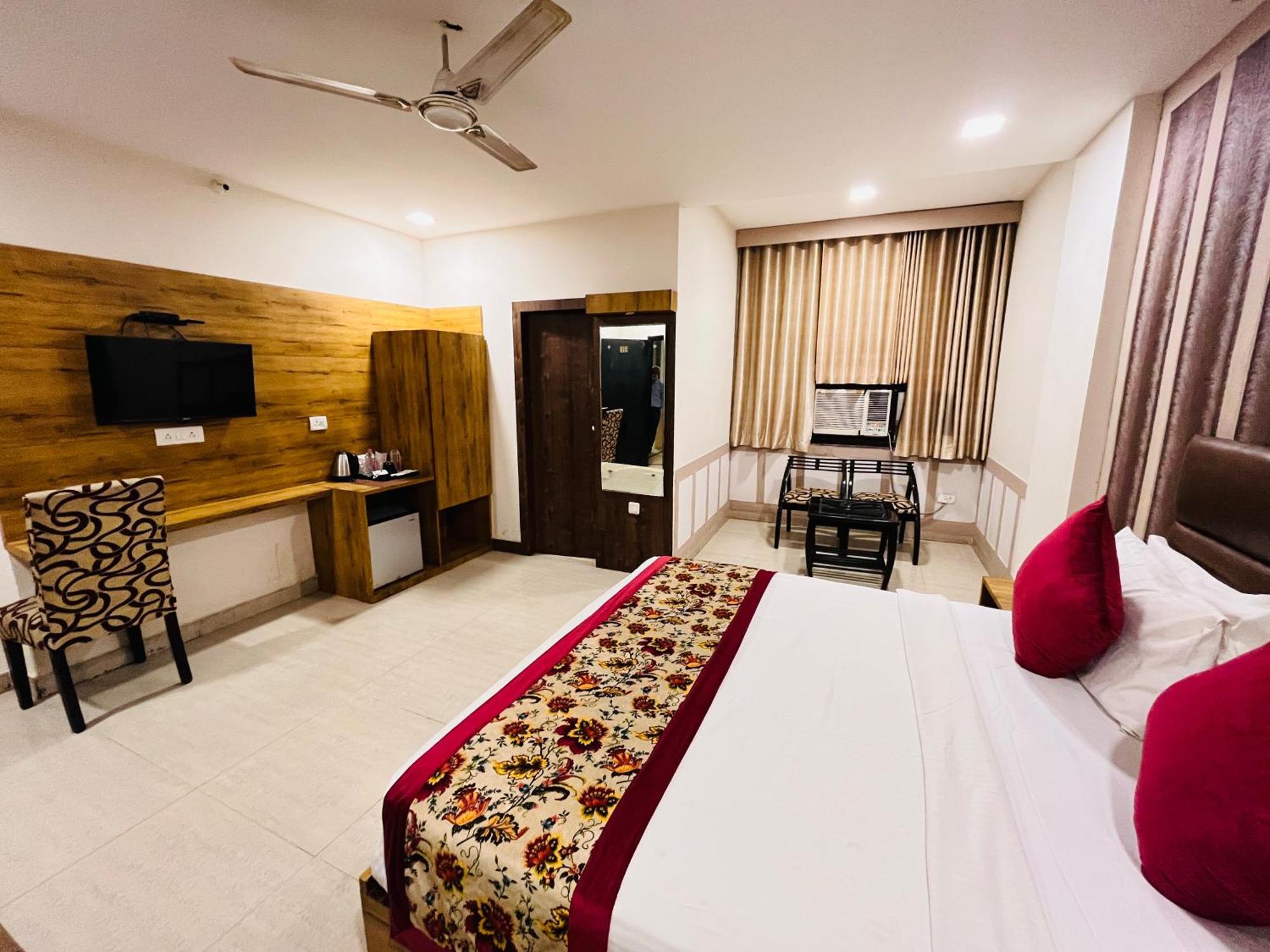 Ashoka Hotel Karol Bagh Delhi Νέο Δελχί Εξωτερικό φωτογραφία